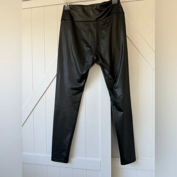 Wild Fable Black Faux Leather Leggings Size M High Rise Stretch Vegan - Picture 3 of 12